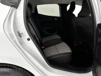 Photo 15 Renault Clio  Blue dCi 100