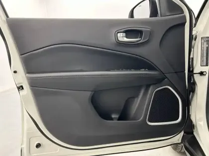 Photo 19 Jeep Compass  1.3 GSE T4 150 ch BVR6