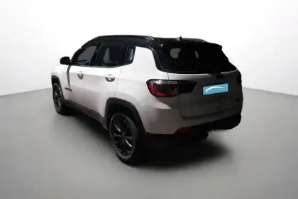 Photo 3 Jeep Compass  1.3 GSE T4 150 ch BVR6