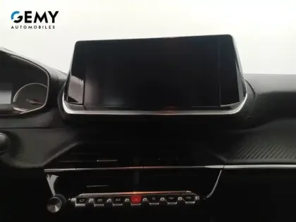 Photo 13 Peugeot 2008  PureTech 130 S&S BVM6