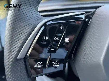 Photo 33 Peugeot 3008  Hybrid 145 e-DCS6