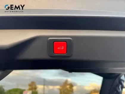 Photo 32 Peugeot 3008  Hybrid 145 e-DCS6