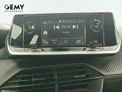 Photo 13 Peugeot 208  PureTech 75 S&S BVM5