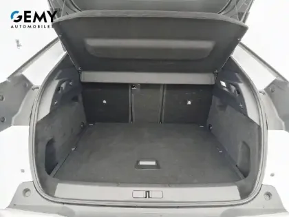 Photo 51 Peugeot 3008  Hybrid 136 e-DCS6