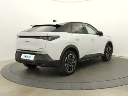 Photo 17 Peugeot 3008  Hybrid 136 e-DCS6