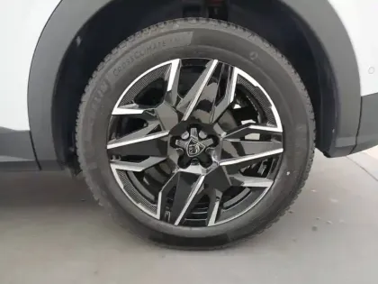 Photo 10 Peugeot 3008  Hybrid 136 e-DCS6