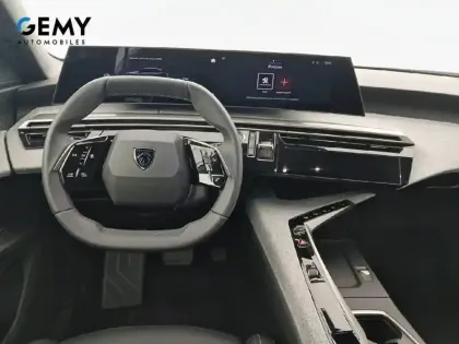 Photo 53 Peugeot 3008  Hybrid 136 e-DCS6