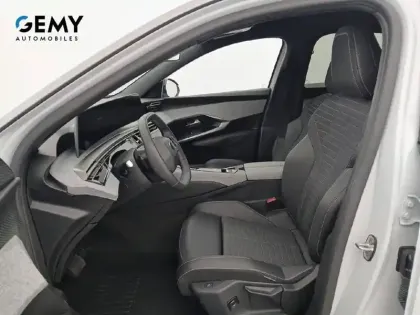 Photo 31 Peugeot 3008  Hybrid 136 e-DCS6