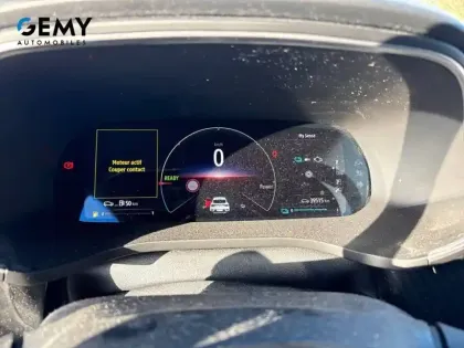 Photo 24 Renault Arkana  E-Tech hybride 145 - 22