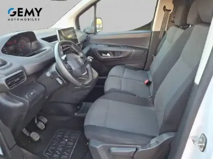 Photo 8 Peugeot Partner  FOURGON M 650 KG PURETECH 110 S&S BVM6