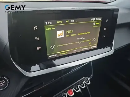 Photo 25 Peugeot 2008  BlueHDi 130 S&S EAT8