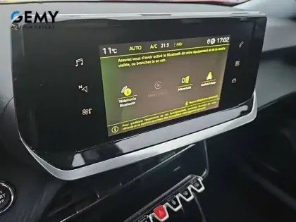 Photo 28 Peugeot 2008  BlueHDi 130 S&S EAT8