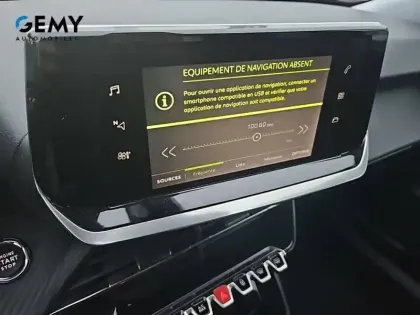 Photo 26 Peugeot 2008  BlueHDi 130 S&S EAT8