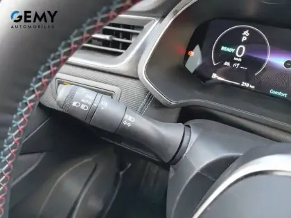 Photo 16 Renault Captur  E-Tech full hybrid 145 ch