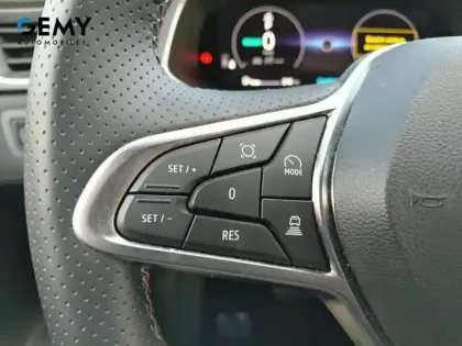 Photo 14 Renault Captur  E-Tech full hybrid 145 ch