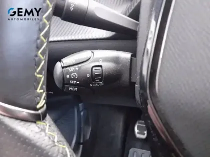 Photo 20 Peugeot 2008  BlueHDi 110 S&S BVM6