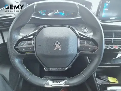 Photo 17 Peugeot 2008  BlueHDi 110 S&S BVM6