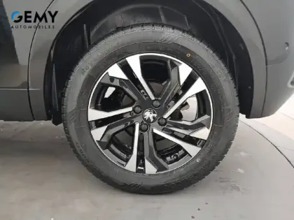 Photo 38 Peugeot 2008  BlueHDi 110 S&S BVM6