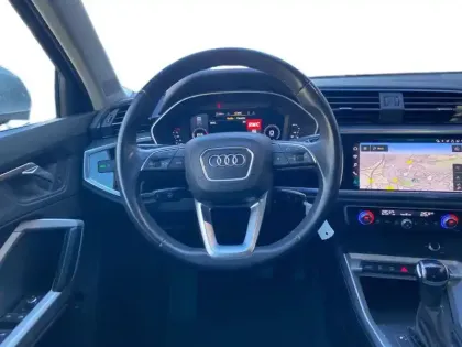 Photo 11 Audi Q3  35 TDI 150 ch S tronic 7