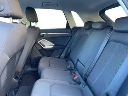 Photo 13 Audi Q3  35 TDI 150 ch S tronic 7