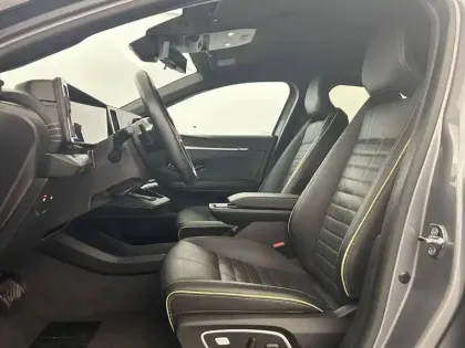 Photo 17 Renault Megane  E-Tech EV60 220 ch optimum charge