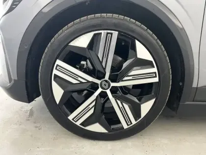 Photo 27 Renault Megane  E-Tech EV60 220 ch optimum charge