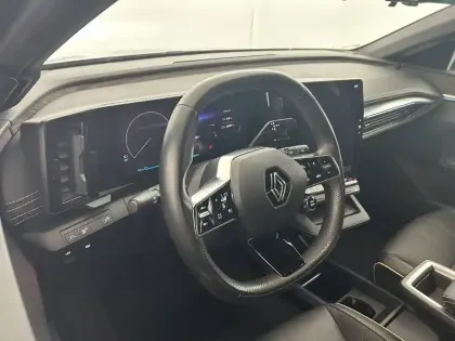 Photo 18 Renault Megane  E-Tech EV60 220 ch optimum charge