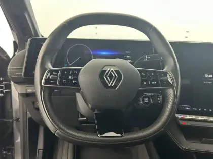 Photo 23 Renault Megane  E-Tech EV60 220 ch optimum charge