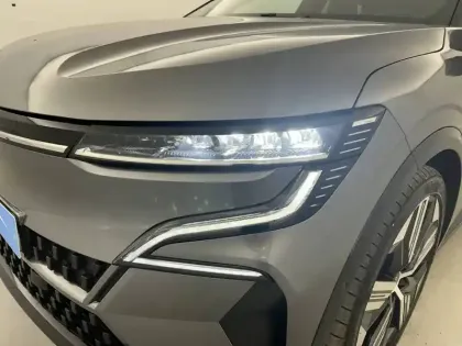 Photo 29 Renault Megane  E-Tech EV60 220 ch optimum charge