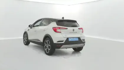 Photo 17 Renault Captur  E-Tech 145 - 21