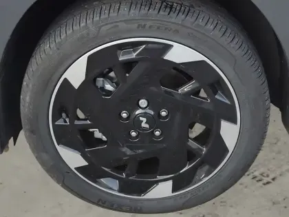 Photo 8 Hyundai Kona  Electrique 65 kWh - 217 ch