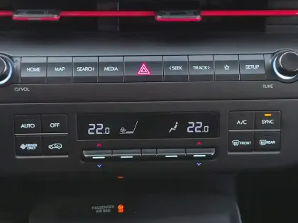 Photo 16 Hyundai Kona  Electrique 65 kWh - 217 ch