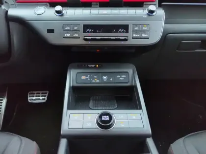 Photo 12 Hyundai Kona  Electrique 65 kWh - 217 ch