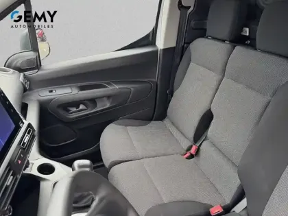 Photo 9 Peugeot Partner  FOURGON STANDARD 650 KG BLUEHDI 100 S&S BVM6