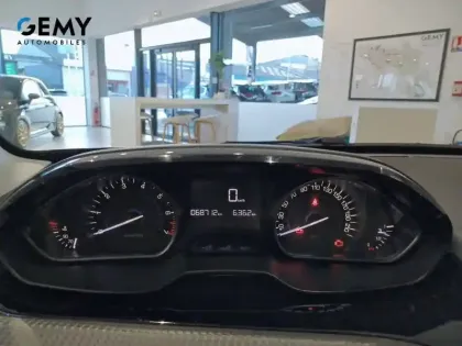 Photo 11 Peugeot 2008  PureTech 110ch S&S BVM6