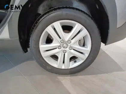 Photo 10 Peugeot 2008  PureTech 110ch S&S BVM6