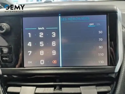 Photo 15 Peugeot 2008  PureTech 110ch S&S BVM6