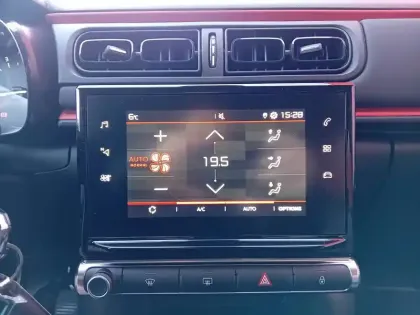 Photo 48 Citroën C3  BlueHDi 100 S&S BVM6