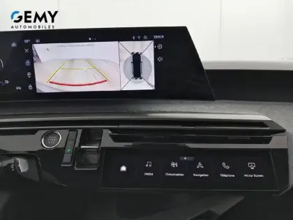 Photo 15 Peugeot 3008  Hybrid 136 e-DCS6