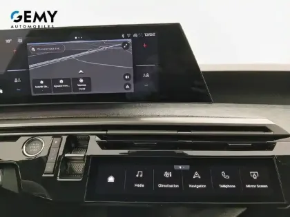 Photo 13 Peugeot 3008  Hybrid 136 e-DCS6