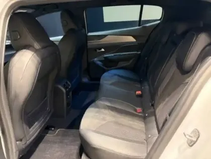 Photo 11 Peugeot 408  Hybrid 145 e-DCS6