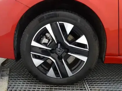 Photo 5 Peugeot 208  Electrique 50 kWh 136ch