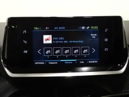 Photo 12 Peugeot 208  Electrique 50 kWh 136ch