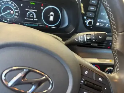 Photo 31 Hyundai Bayon  1.0 T-GDi 100 DCT-7 Hybrid 48V