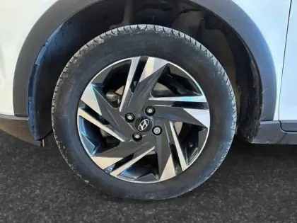 Photo 13 Hyundai Bayon  1.0 T-GDi 100 DCT-7 Hybrid 48V