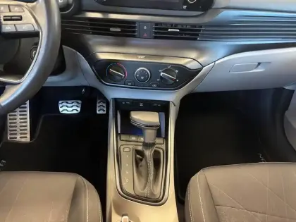 Photo 10 Hyundai Bayon  1.0 T-GDi 100 DCT-7 Hybrid 48V