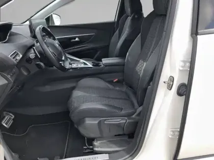 Photo 10 Peugeot 3008  Hybrid 225 e-EAT8