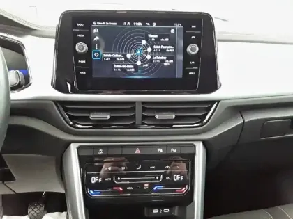 Photo 14 Volkswagen T-roc  1.0 TSI 110 Start/Stop BVM6