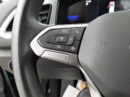 Photo 21 Volkswagen T-roc  1.0 TSI 110 Start/Stop BVM6