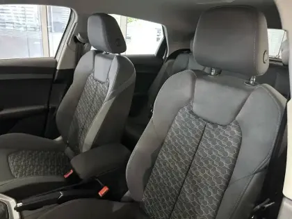 Photo 11 Audi A1  Sportback 25 TFSI 95 ch BVM5